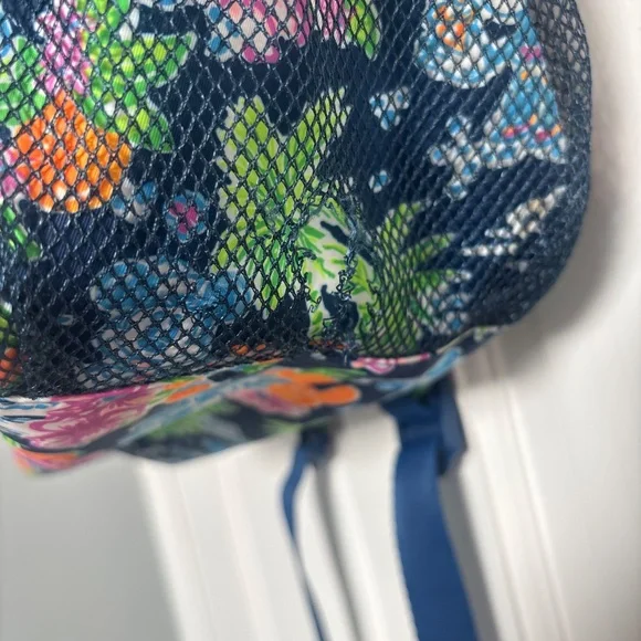 Blue Lilly Disney backpack - Picture 2 of 7